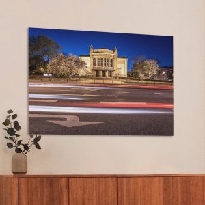 Stadttheater zur blauen Stunde