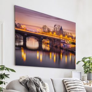 Die Sachsenhäuser Brücke nach Sonnenuntergang