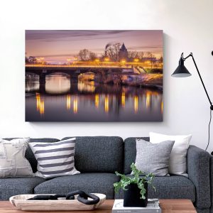 Die Sachsenhäuser Brücke nach Sonnenuntergang
