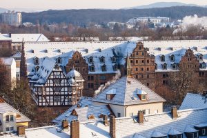 Wintermorgen über Gießen mit Blick auf das Neue Schloss und das Zeughaus