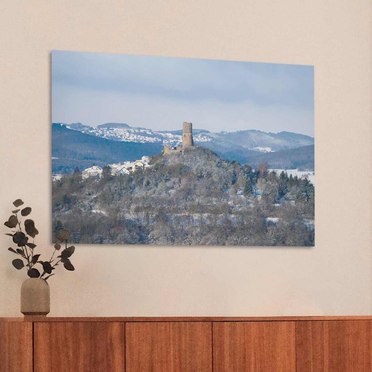 Sonniger Wintertag an der Burg Vetzberg