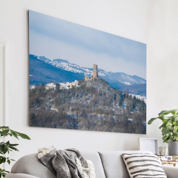 Sonniger Wintertag an der Burg Vetzberg