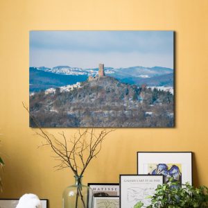 Sonniger Wintertag an der Burg Vetzberg