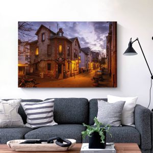 Die Bruchstraße nach Sonnenuntergang